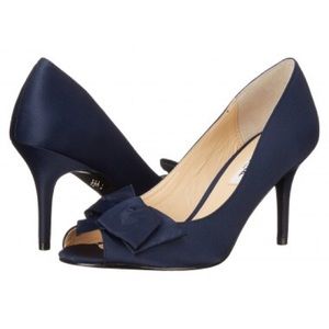 Fraser - LS New Navy Luster, Nina